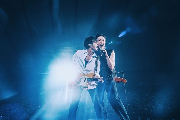 菅田将暉、過去最大規模の東阪アリーナライブ終演　バニラズ牧達弥がスペシャルゲストとして登場【オフィシャルレポート】