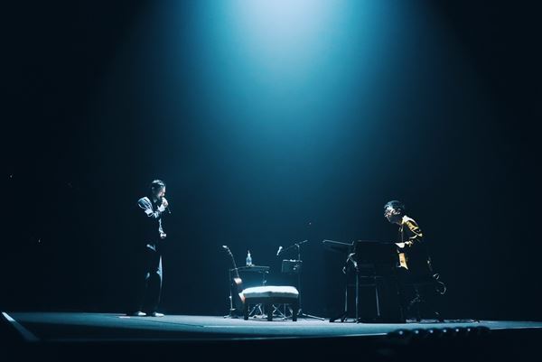 菅田将暉、過去最大規模の東阪アリーナライブ終演　バニラズ牧達弥がスペシャルゲストとして登場【オフィシャルレポート】