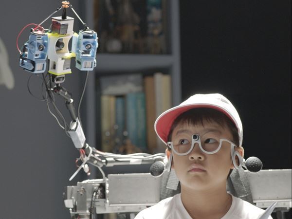 『未来のかけら: 科学とデザインの実験室』21_21 DESIGN SIGHTで　科学×デザインで生まれる未来のデザインに注目