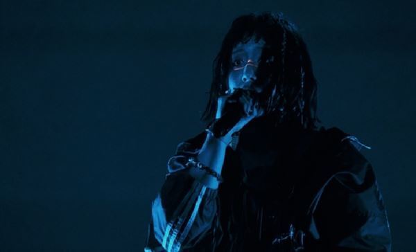 カメレオン・ライム・ウーピーパイ、3カ月連続配信シングル第1弾「Chair」ライブ映像公開