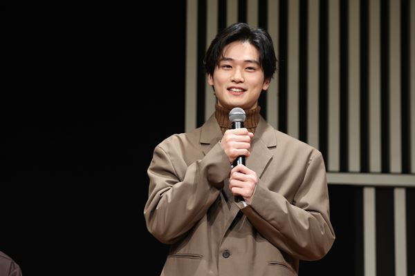 中川大輔、八木莉可子らが寸劇風のラジオCMに挑戦！ 『鴨川ホルモー、ワンスモア』合同取材会レポート
