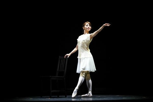 石丸幹二が円熟味を増した多彩な表情と歌声で魅了　音楽劇『ライムライト』上演中