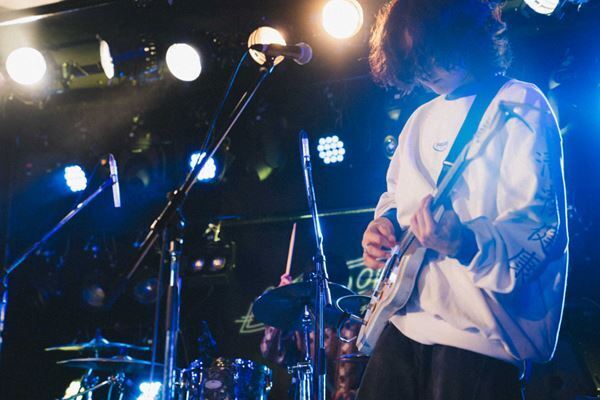 yummy’g、アスノポラリス、OKOJO、Subway Daydreamそれぞれの音楽とポップネスを真摯に追求する4組が集った『Grasshopper WEST vol.4』ライブレポート