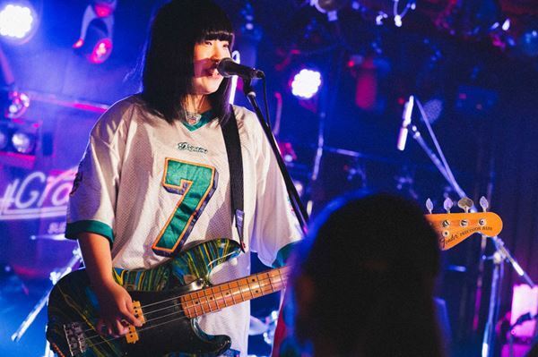 yummy’g、アスノポラリス、OKOJO、Subway Daydreamそれぞれの音楽とポップネスを真摯に追求する4組が集った『Grasshopper WEST vol.4』ライブレポート