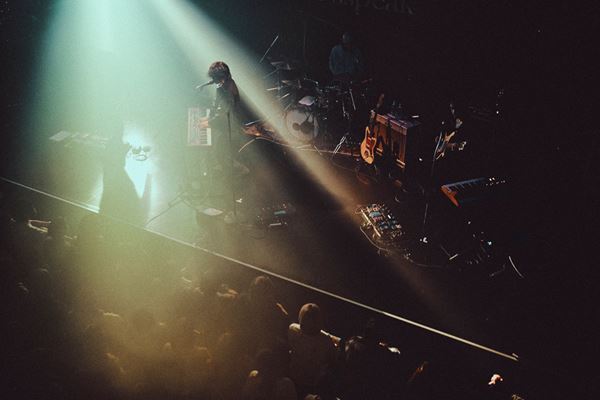 Newspeak、メジャー1stアルバムを引っ提げた東名阪のワンマンツアー完走　最新作制作の発表も