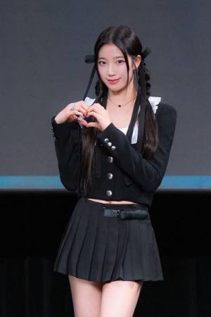 LE SSERAFIM、日本3rdシングル 「CRAZY」 メディアショーケースでパフォーマンスを生披露　ピオナの大歓声に包まれたショータイム