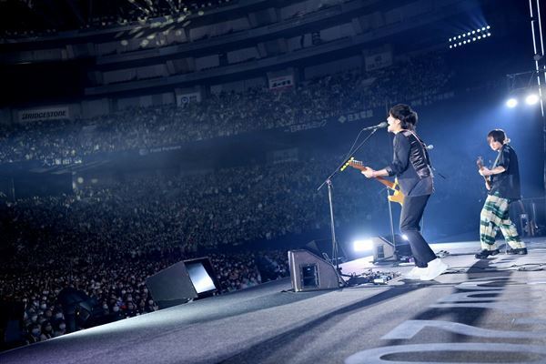 back number、初の5大ドームツアー開幕　清水依与吏「次のいい曲次のいい歌詞を目指してやっていく」【ネタバレあり／レポート】