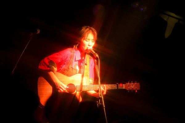 観客の歌声がコーラス隊のように響いた『のんぴー 「一日一生」 Tour 2024』最終公演レポート