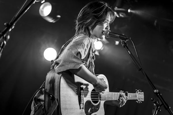 観客の歌声がコーラス隊のように響いた『のんぴー 「一日一生」 Tour 2024』最終公演レポート