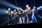 iKON、全32曲を披露した2年半ぶりジャパンツアー最終公演のオフィシャルレポート到着
