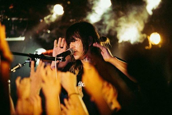 the dadadadys、全国ツアー『(茜)』スタート　初日の下北沢SHELTER完全レポート