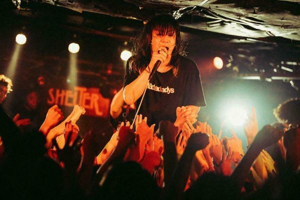 the dadadadys、全国ツアー『(茜)』スタート　初日の下北沢SHELTER完全レポート