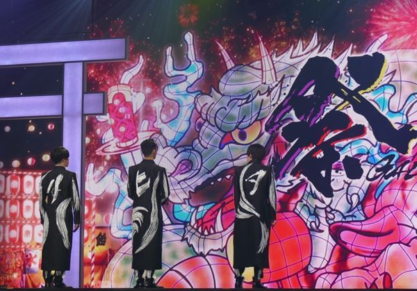 Snow Man岩本照、深澤辰哉、宮舘涼太、“新たな一歩”に武者震い！　新橋演舞場で主演・演出『祭 GALA』開幕