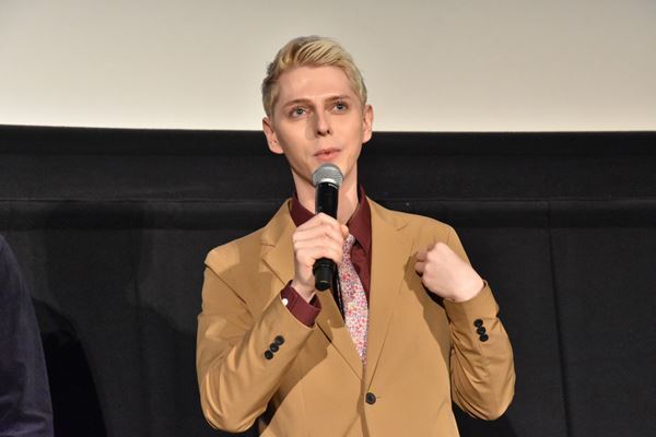 戦時下での奇跡の来日　映画『ファイアバード』初日舞台挨拶レポート