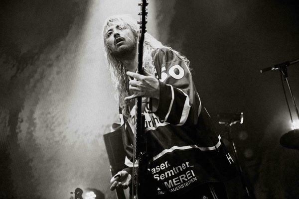 w.o.d.が歌舞伎町の夜に比類なき音楽愛を奏でたワンマンツアーファイナル【オフィシャルレポート】