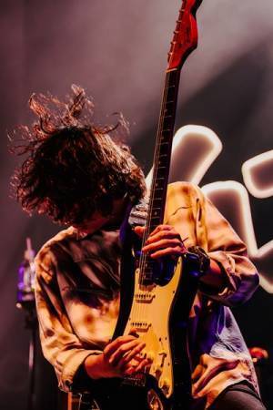 ハンブレッダーズが、アルバム『はじめから自由だった』リリースワンマンツアーを完遂　地元・大阪では初の2デイズ開催【ライブレポート】