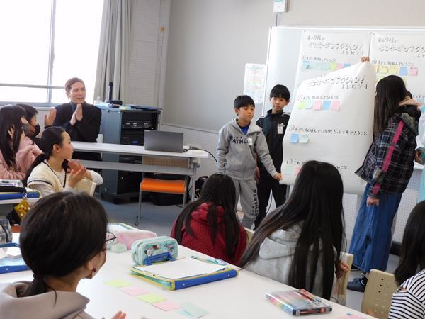 EXILE SHOKICHIが母校の小学生と交流　苫小牧市のゼロカーボン促進PR動画に出演