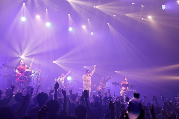 Lucky Kilimanjaroがツアー完走　配信シングル「後光」リリース＆新たなツアー『YAMAODORI 2023』開催発表【レポート】