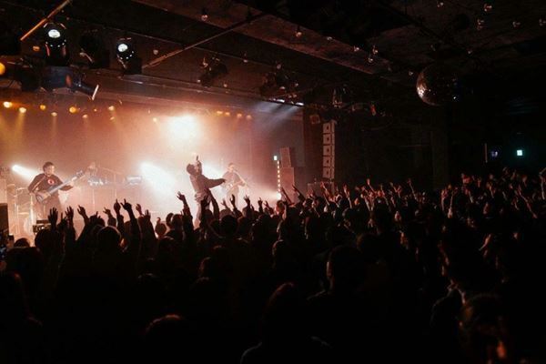 ODD Foot Worksが2023年の活動を総括　年末恒例のLIQUIDROOMワンマン開催【ライブレポート】