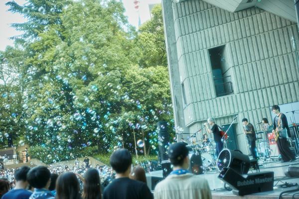 indigo la End『ナツヨノマジック vol.2』オフィシャルレポ　野音で新レーベル発足＆新曲リリースを発表