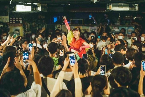 水曜日のカンパネラ、対バンツアー開幕　EP『ネオン』CD化＆リリースパーティー開催決定