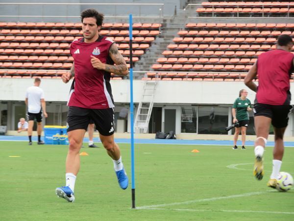 7/31(水)・浦和戦＆8/3(土)・横浜FM戦へ、ニューカッスル・ハウ監督「この経験がシーズンに生きてくる」