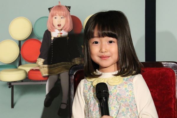 「よろろすおねがいするます！」ミュージカル『SPY×FAMILY』アーニャ役お披露目ミニ会見開催 “ちち”の森崎ウィン、鈴木拡樹も登場