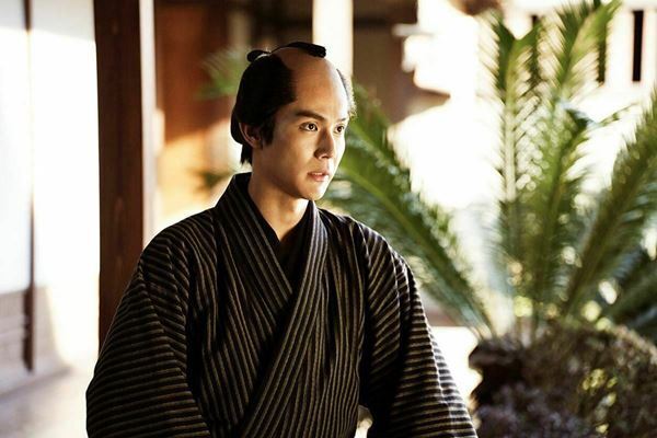草彅剛主演『碁盤斬り』、武士の品性と情念を重厚に描いたすごい時代劇【おとなの映画ガイド】