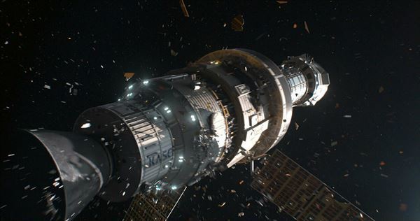 『THE MOON』 度肝を抜く「月の裏」からの救出劇！　EXO ド・ギョンスが宇宙飛行士役【おとなの映画ガイド】