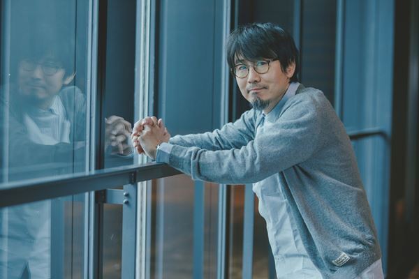 「どっちなんだよ」のままで終わらせてはいけない作品。沖縄在住の劇作家・兼島拓也と新たに出演する・中山祐一朗が語る2024年版『ライカムで待っとく』