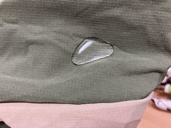 ワークマンからUVカット、超撥水、軽量、大容量ポケットの神アイテム登場「耐久撥水トラベルシェルカーディガン」