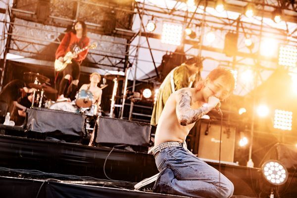 フォーリミ主催『YON FES 2024』オフィシャルレポート　雨の中で掛かった音楽の虹