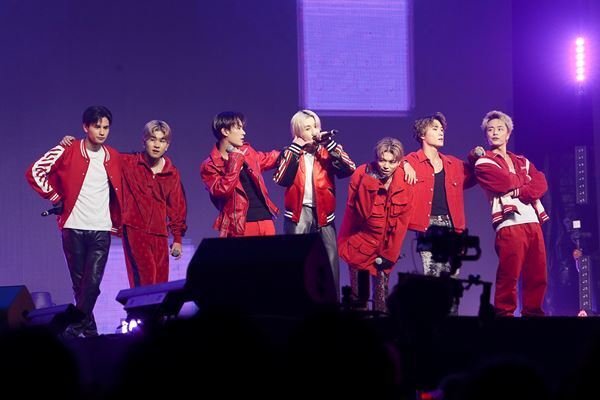 BALLISTIK BOYZ＆PSYCHIC FEVER、タイ武者修行の集大成ライブを現地で開催「世界に羽ばたいていけるように」