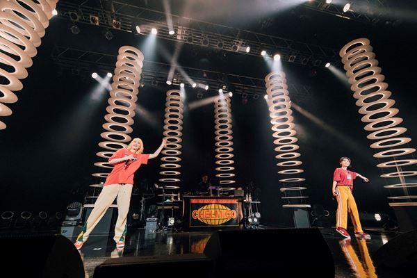 chelmico、2年2カ月ぶり有観客ワンマンレポート「また会えるときまでご無事で」