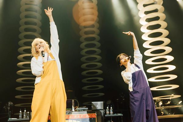 chelmico、2年2カ月ぶり有観客ワンマンレポート「また会えるときまでご無事で」