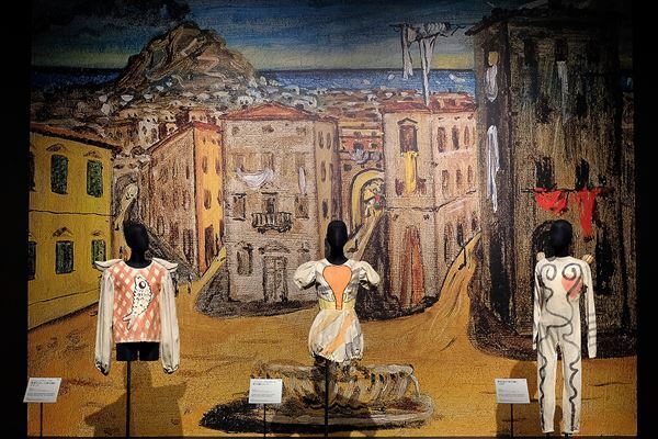 『デ・キリコ展』東京都美術館で開幕　形而上絵画から古典主義的作品まで、世界各地から集められた約100点が一堂に