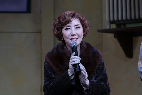 加藤和樹“不惑”の決意「渋い男になれるよう頑張っていきたい」　2年ぶり再演『裸足で散歩』上演中