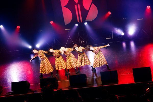 BiS、邦ロックカバーアルバム完全再現ライブで新メンバー・ナノ3お披露目