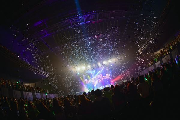 紅白初出場のこっちのけんと、自身最大のワンマンで涙　「人生が変わった」1年の感謝伝える【オフィシャルレポート】