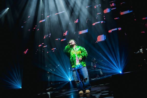 紅白初出場のこっちのけんと、自身最大のワンマンで涙　「人生が変わった」1年の感謝伝える【オフィシャルレポート】