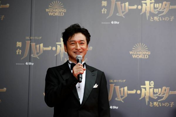 魔法の世界へようこそ！　舞台『ハリー・ポッターと呪いの子』開幕で、豪華著名人が集結＆大感動
