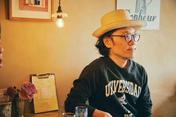 【対談企画①】never young beach×ハナレグミ「永積さんは、いつも僕の話をまじめに聞いて一緒に考えてくれるんですよ」
