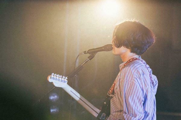 Kroi、グルーヴ感あふれるステージとサプライズの連続で観客を圧倒。Bialystocksがひいた!?新キャラも登場【広島公演ライブレポート】