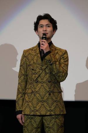 松田凌「このメンバーで作れて本当によかった」 映画『仁義なき幕末』完成披露舞台挨拶レポート