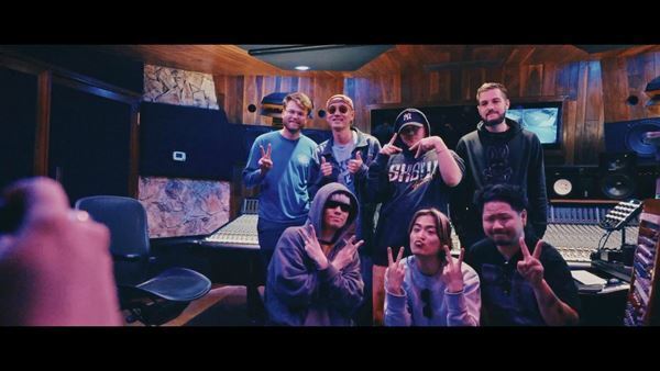 Kroi、LAでの思い出が詰まった「明滅」MV公開