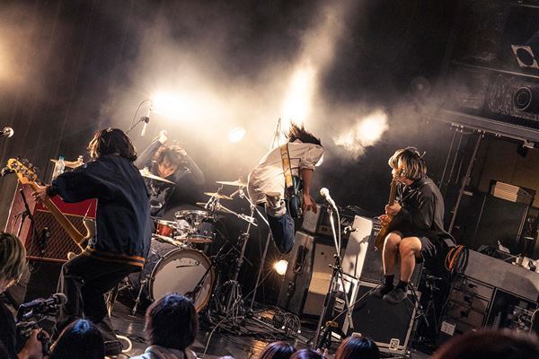 Apes、THE KEBABS、SEVENTEEN AGAiNが競演 『CLAPPERBOARD』第11弾のオフィシャルレポート到着