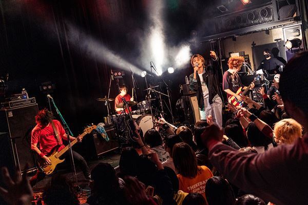 Apes、THE KEBABS、SEVENTEEN AGAiNが競演 『CLAPPERBOARD』第11弾のオフィシャルレポート到着