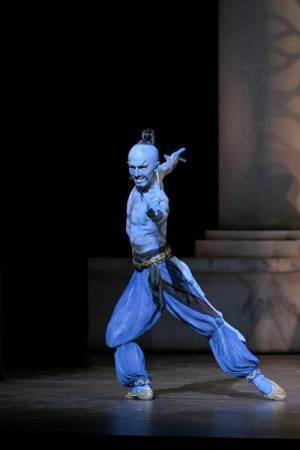 新国立劇場によるオリジナルの全幕バレエ『アラジン』。5年ぶりの再演で、観客を冒険の世界へ