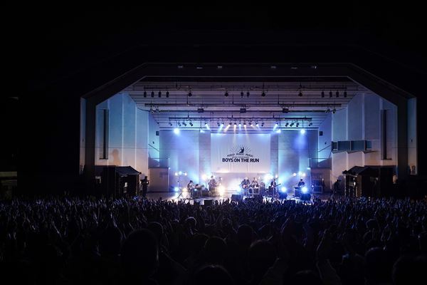 馬場俊英「一緒に集まって音楽ができることがうれしい」7年ぶり『野音でピース！』オフィシャルレポート