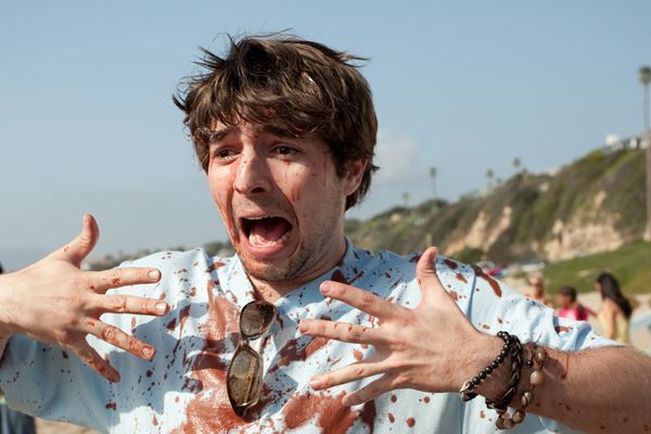 今月の「ツイキャス」無料放送は海の日スペシャルで2本立てに　『シライサン』『ビーチ・シャーク』放送決定